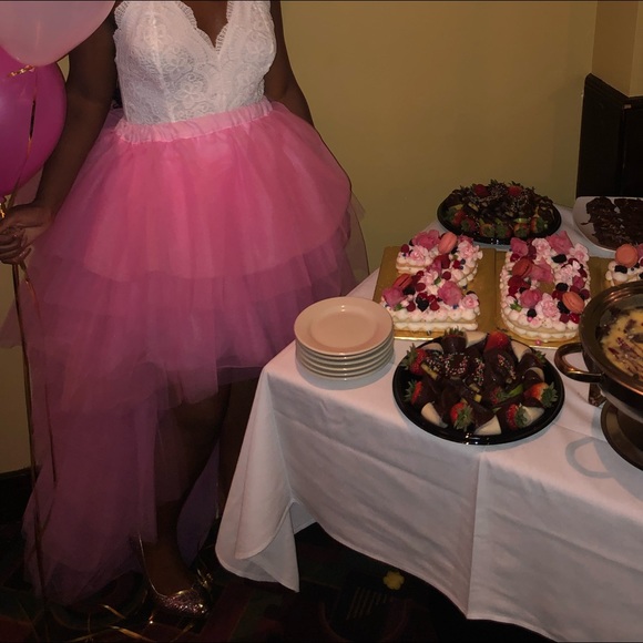 Pink tutu skirt with train - Picture 3 of 3